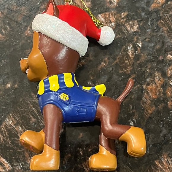 2019 Set of 2 Paw Patrol Ornaments. Skye & Chase with Christmas hats Preowned - Picture 6 of 10